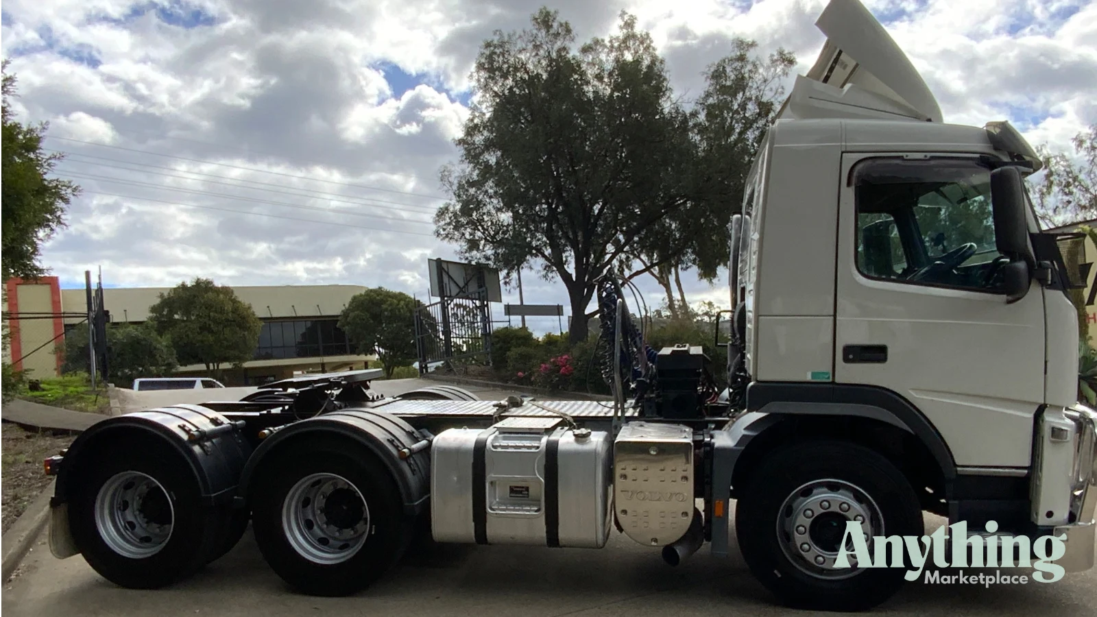 2013 Used VOLVO FM11 Prime Mover