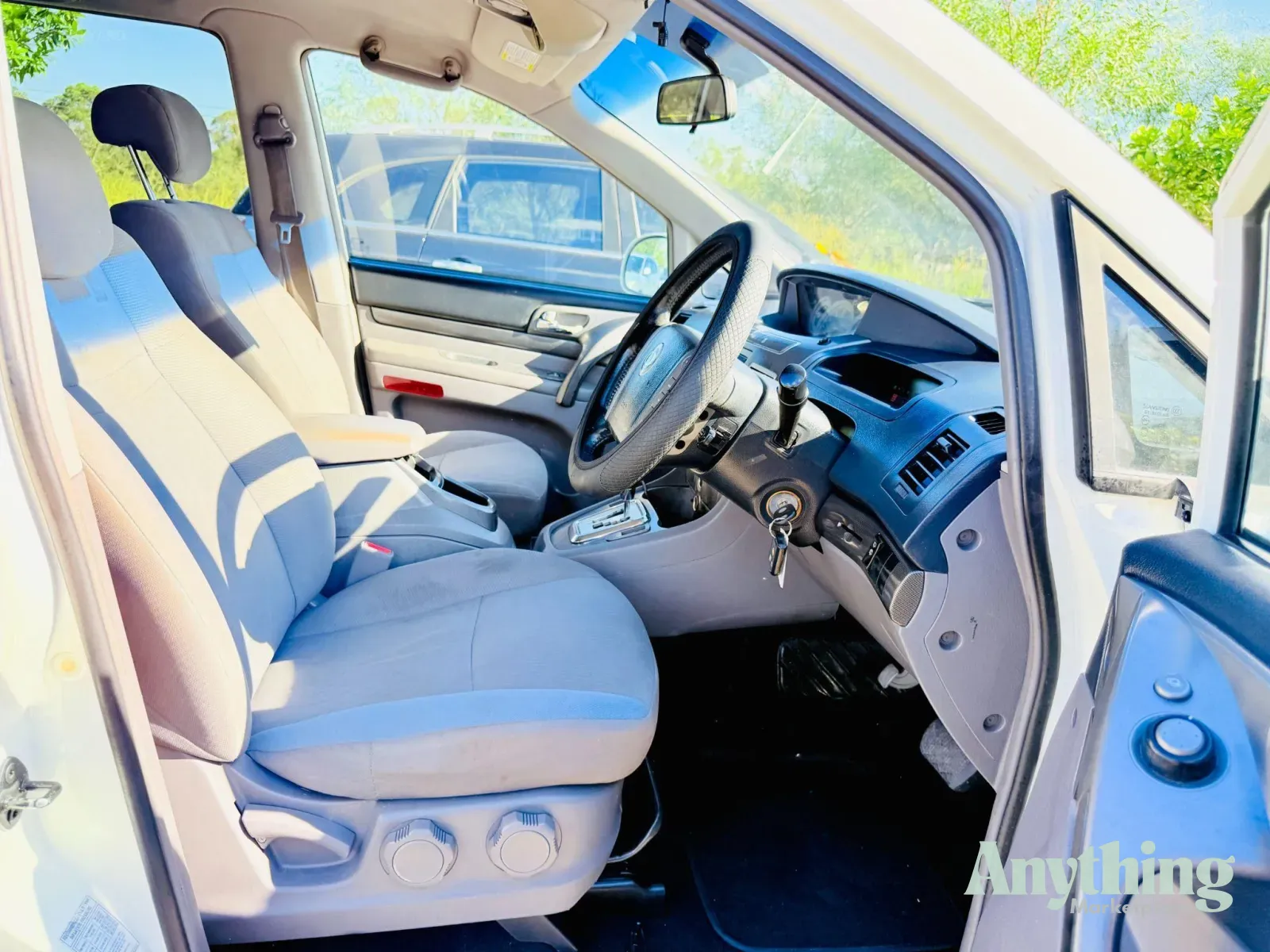 2014 Used SsangYong Stavic A100 People Mover