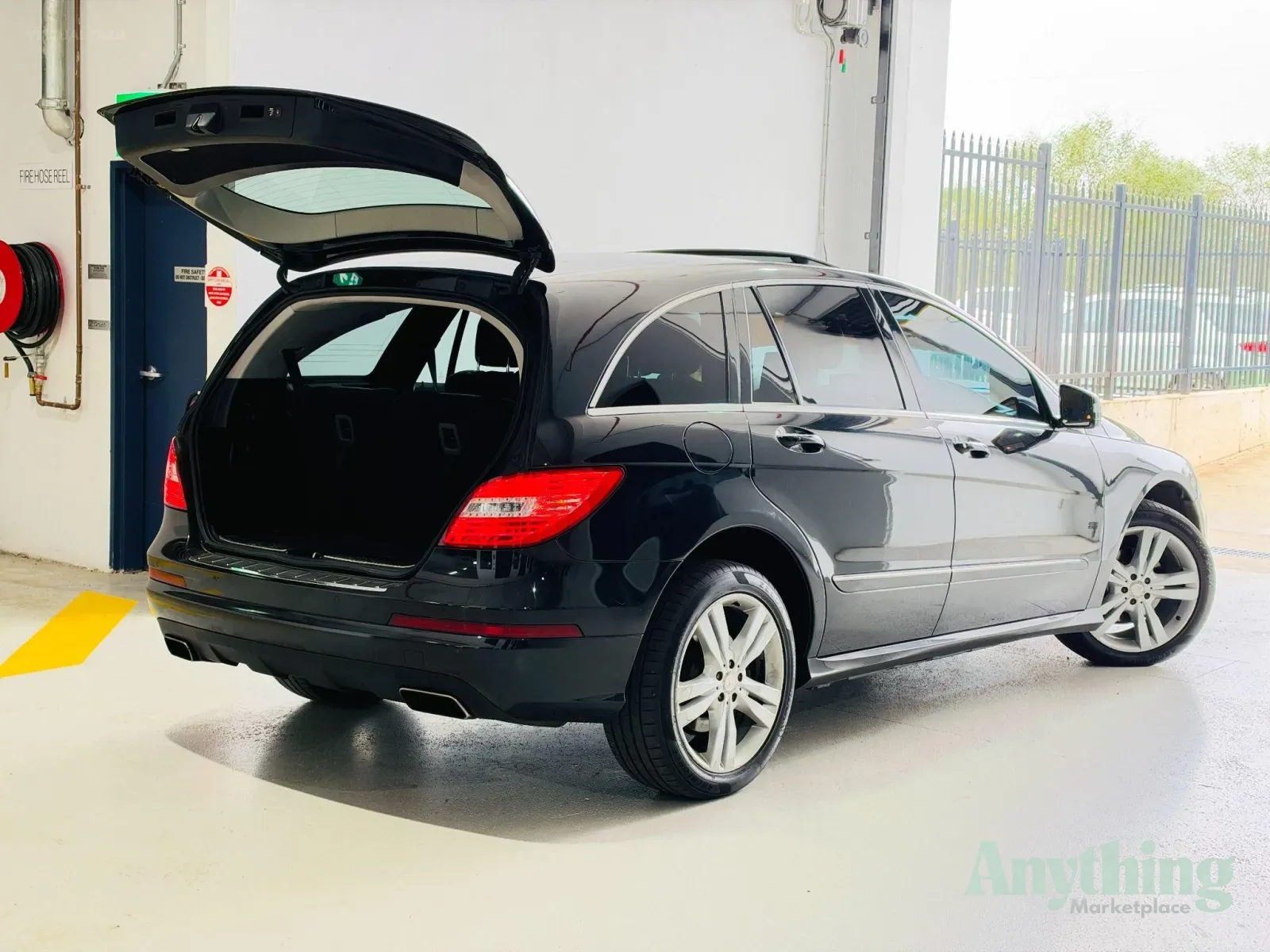 2012 Used Mercedes Benz R350 CDI People Mover