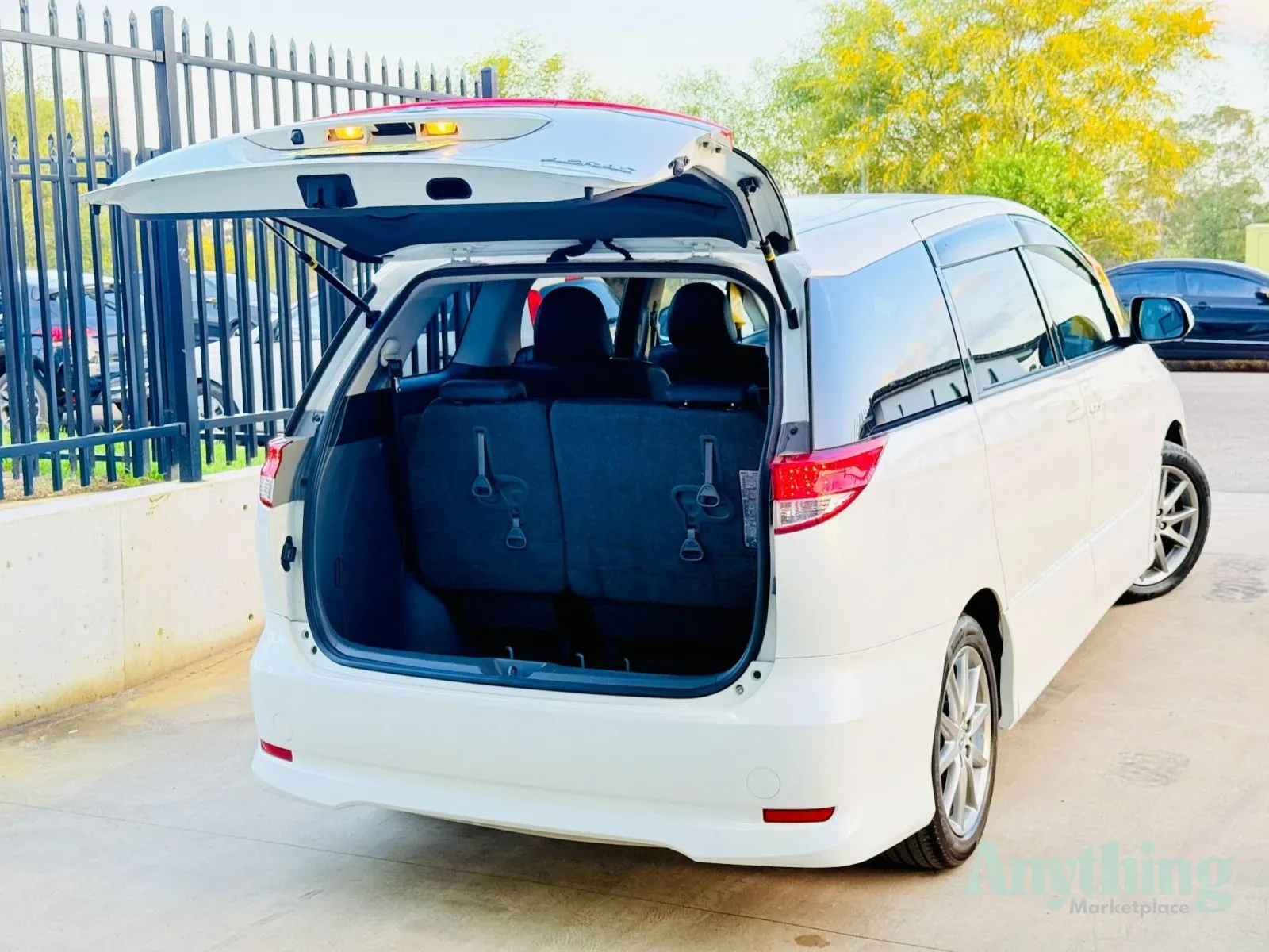 2010 Used Toyota Estima Aeras G People Mover