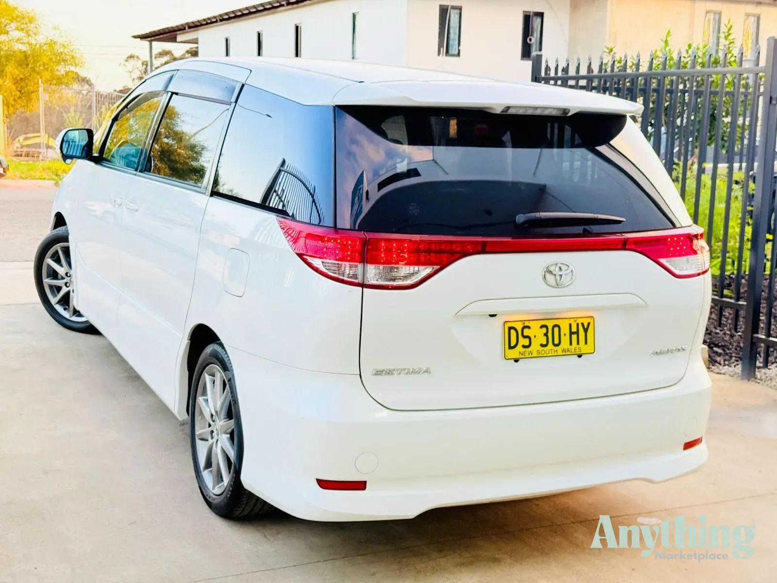 2010 Used Toyota Estima Aeras G People Mover