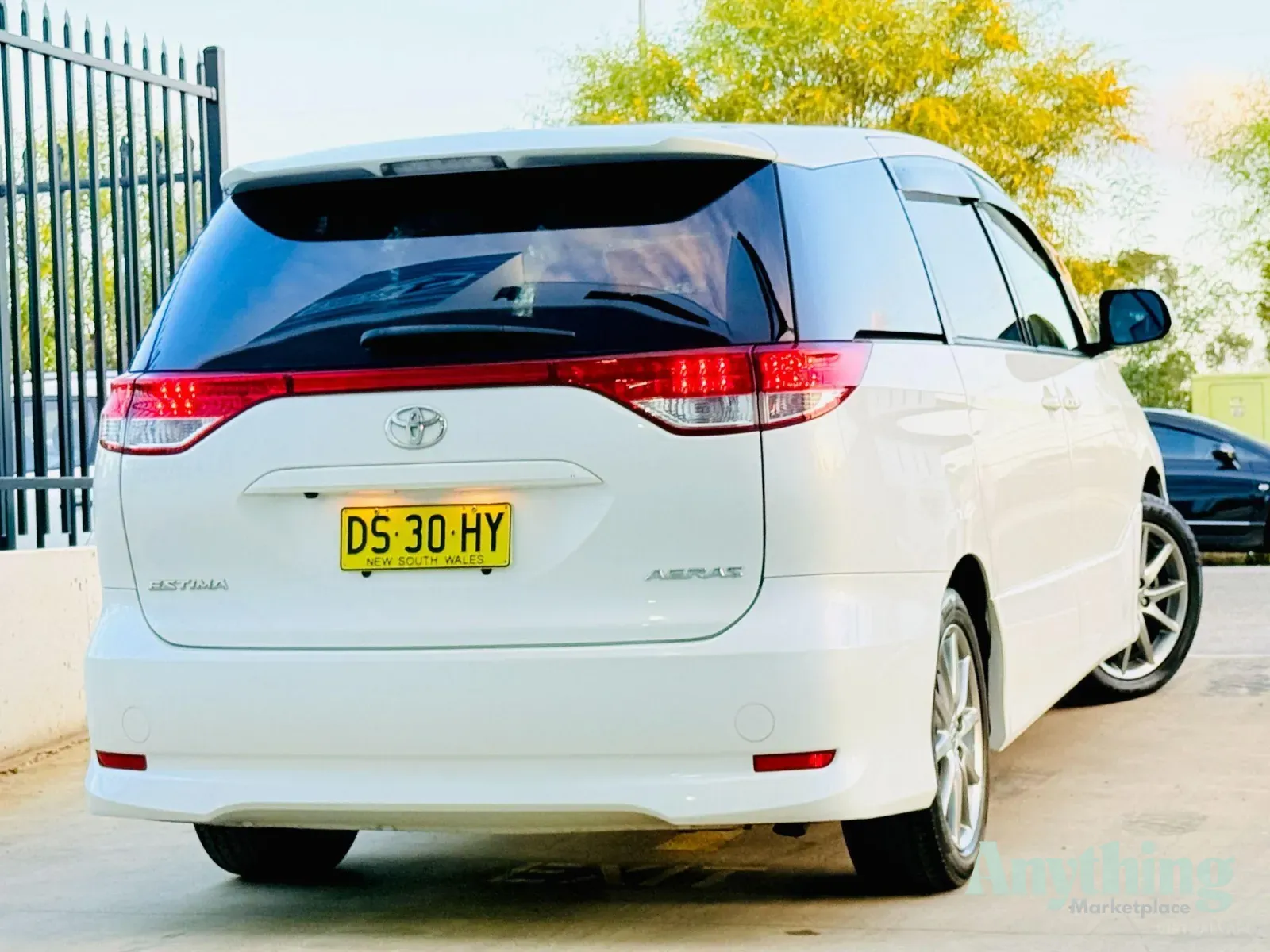 2010 Used Toyota Estima Aeras G People Mover